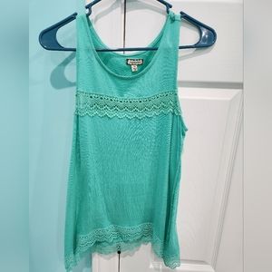 Aqua Eyeshadow Medium Sleeveless Top